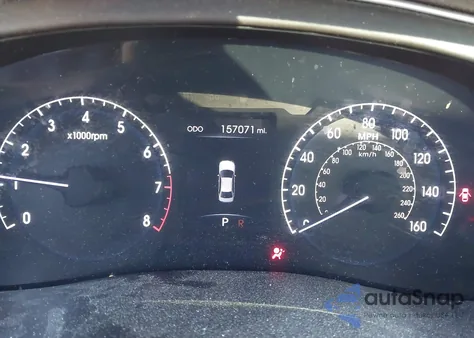 2012 Hyundai Genesis 4.6 z USA, uszkodzony, nr VIN KMHGC4DF5CU193038